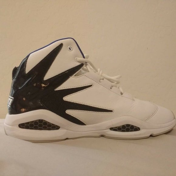 Reebok Blast 8 Men's White black = 9.5 womens